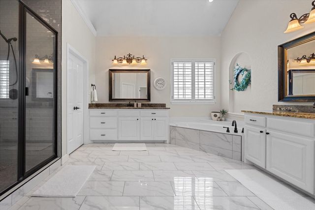 7906 County Rd 6220, Shallowater, TX 79363