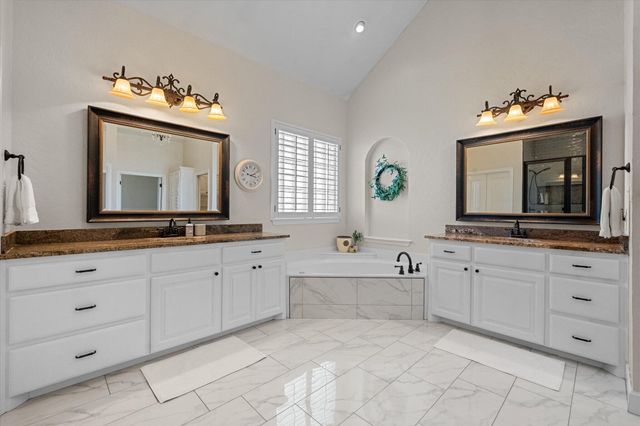 7906 County Rd 6220, Shallowater, TX 79363