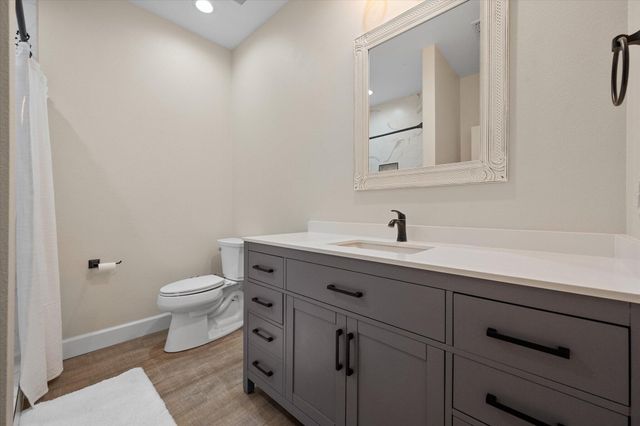 7906 County Rd 6220, Shallowater, TX 79363