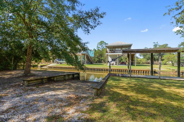 5037 Oklahoma Street, Bay Saint Louis, MS 39520