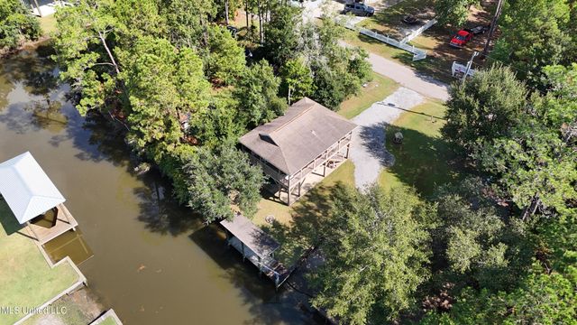5037 Oklahoma Street, Bay Saint Louis, MS 39520
