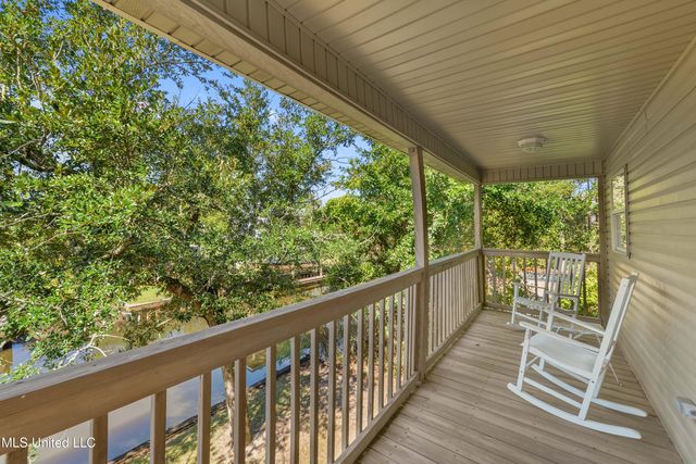 5037 Oklahoma Street, Bay Saint Louis, MS 39520