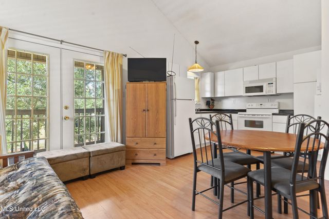 5037 Oklahoma Street, Bay Saint Louis, MS 39520