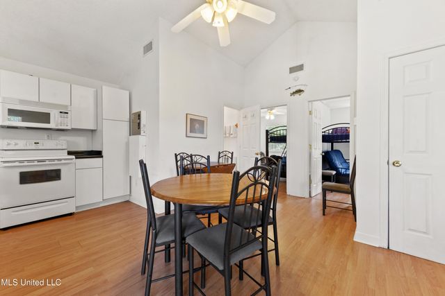 5037 Oklahoma Street, Bay Saint Louis, MS 39520
