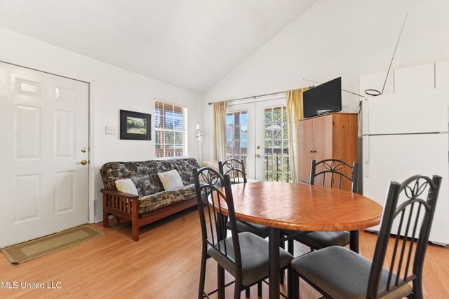 5037 Oklahoma Street, Bay Saint Louis, MS 39520