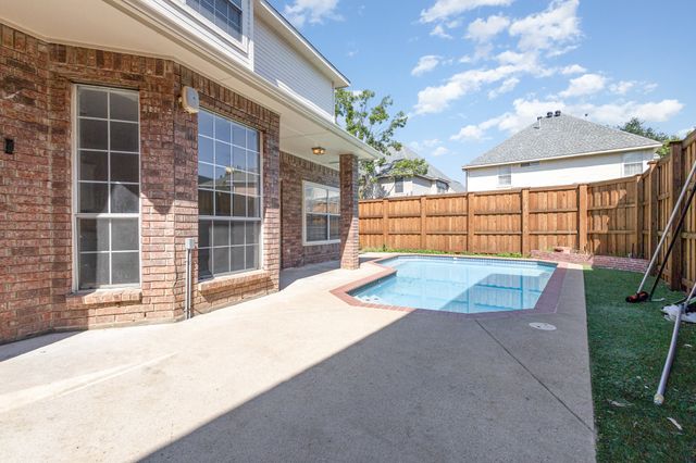 906 Beau Drive, Coppell, TX 75019