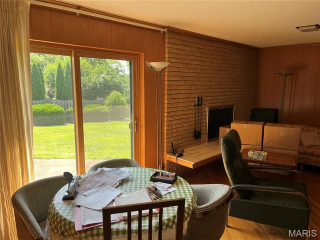 832 Aldan Drive, Olivette, MO 63132