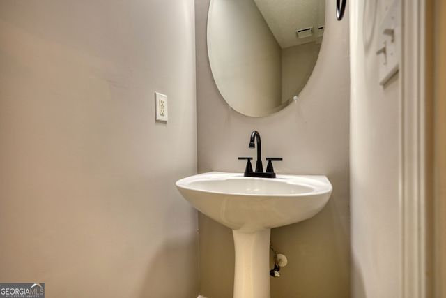 7229 Georges Way, Morrow, GA 30260