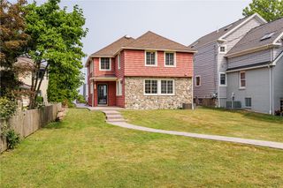 576 Ship Builders Creek Road, Webster, NY 14580