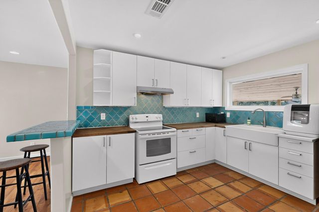 4711 Alf Ave, Austin, TX 78721
