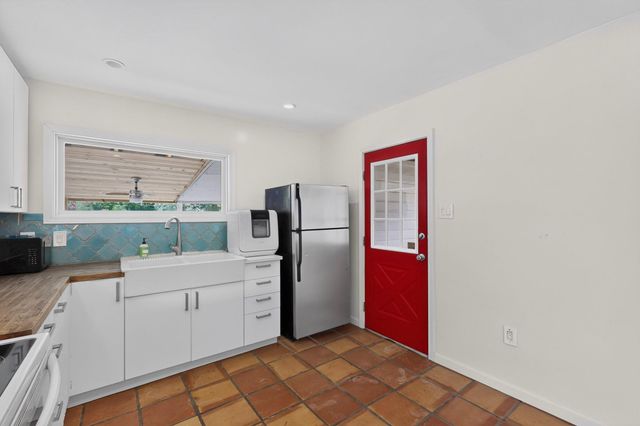 4711 Alf Ave, Austin, TX 78721