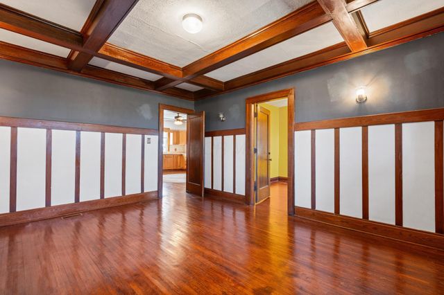 7764 Glaze Road NE, New Holland, OH 43145