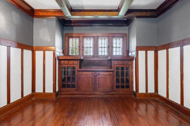 7764 Glaze Road NE, New Holland, OH 43145