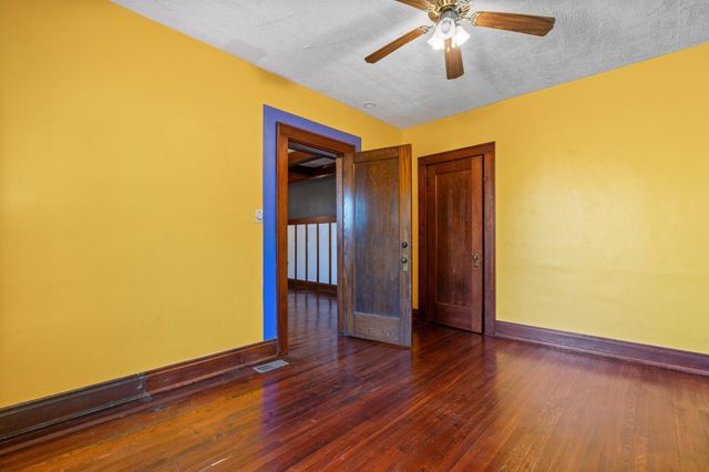 7764 Glaze Road NE, New Holland, OH 43145