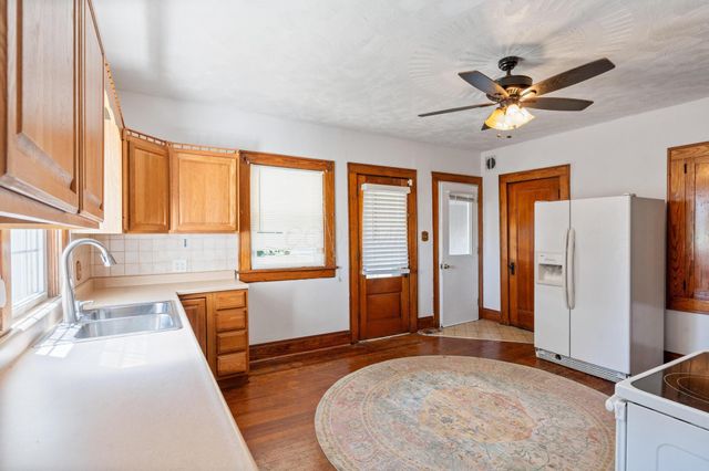 7764 Glaze Road NE, New Holland, OH 43145