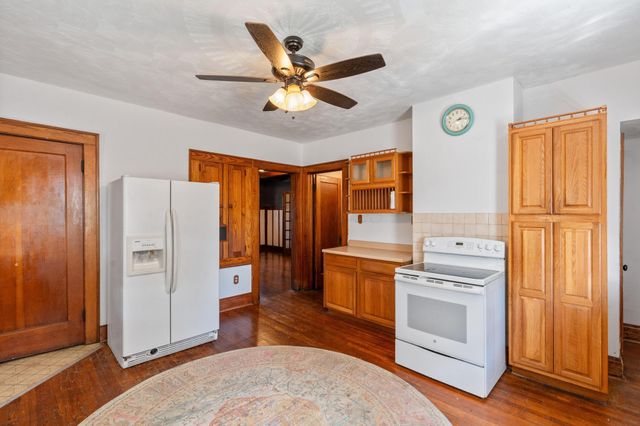 7764 Glaze Road NE, New Holland, OH 43145