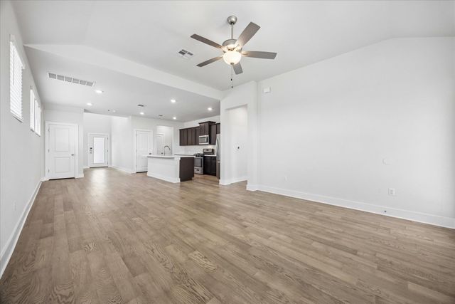 8503 McKamy DR, Austin, TX 78744