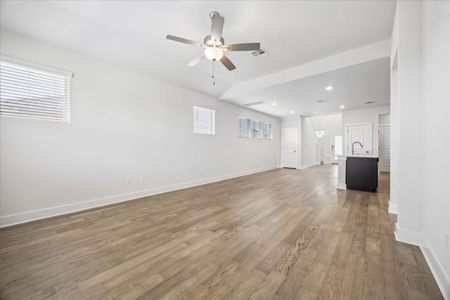 8503 McKamy DR, Austin, TX 78744