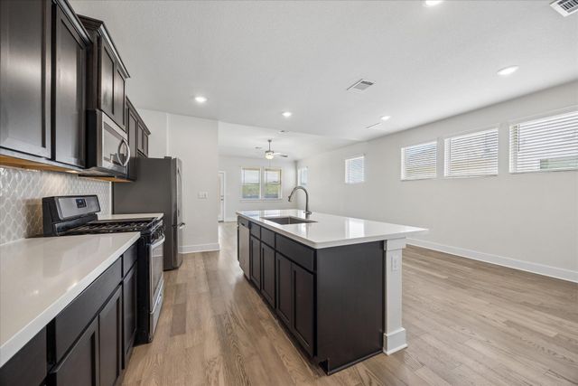 8503 McKamy DR, Austin, TX 78744