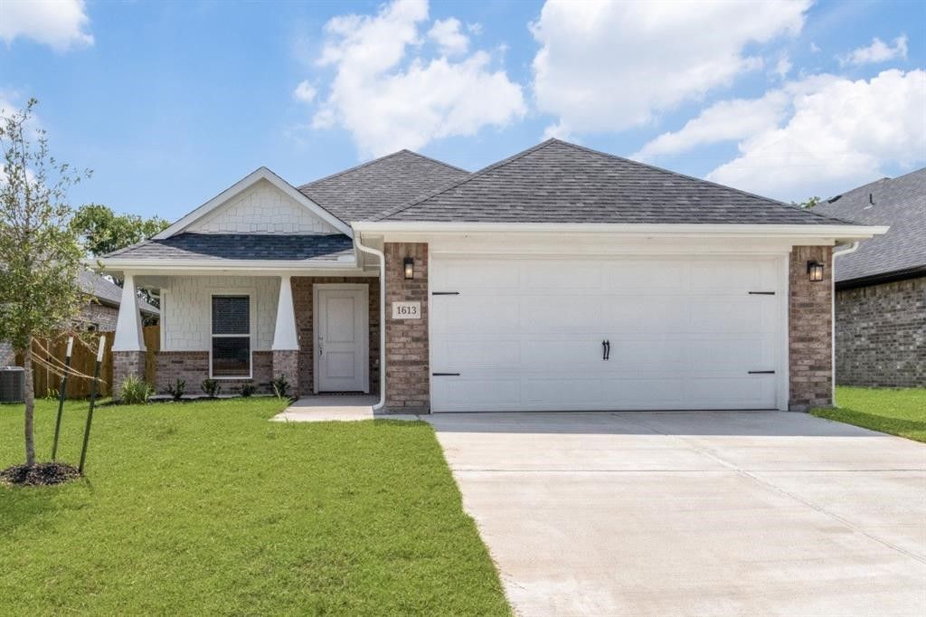 1613 Aleia Cove, Sherman, TX 75092