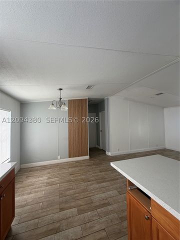19800 SW 180th Ave 89, Miami, FL 33187