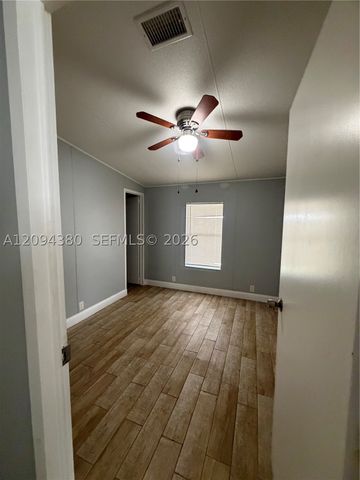 19800 SW 180th Ave 89, Miami, FL 33187