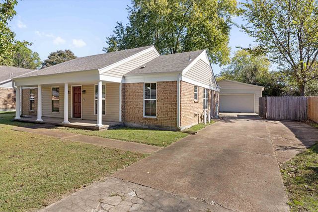 2342 CURBERTSON ST, Bartlett, TN 38134