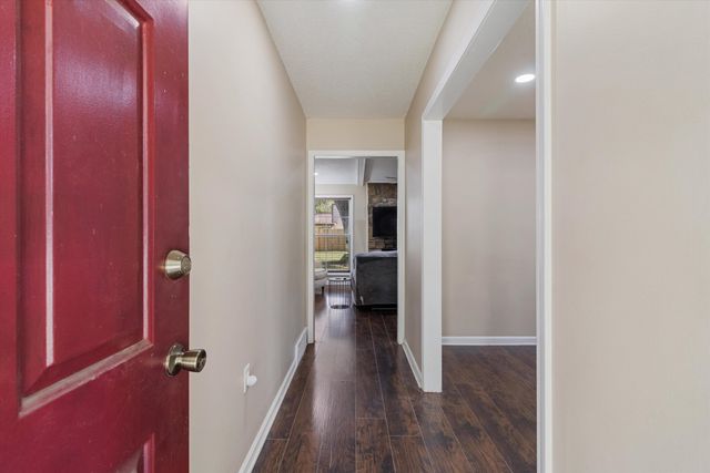 2342 CURBERTSON ST, Bartlett, TN 38134