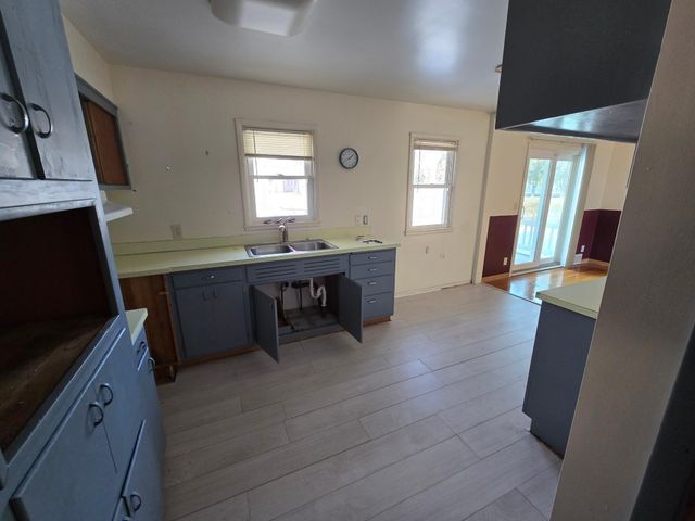 1312 S State Street, Fairmont, MN 56031