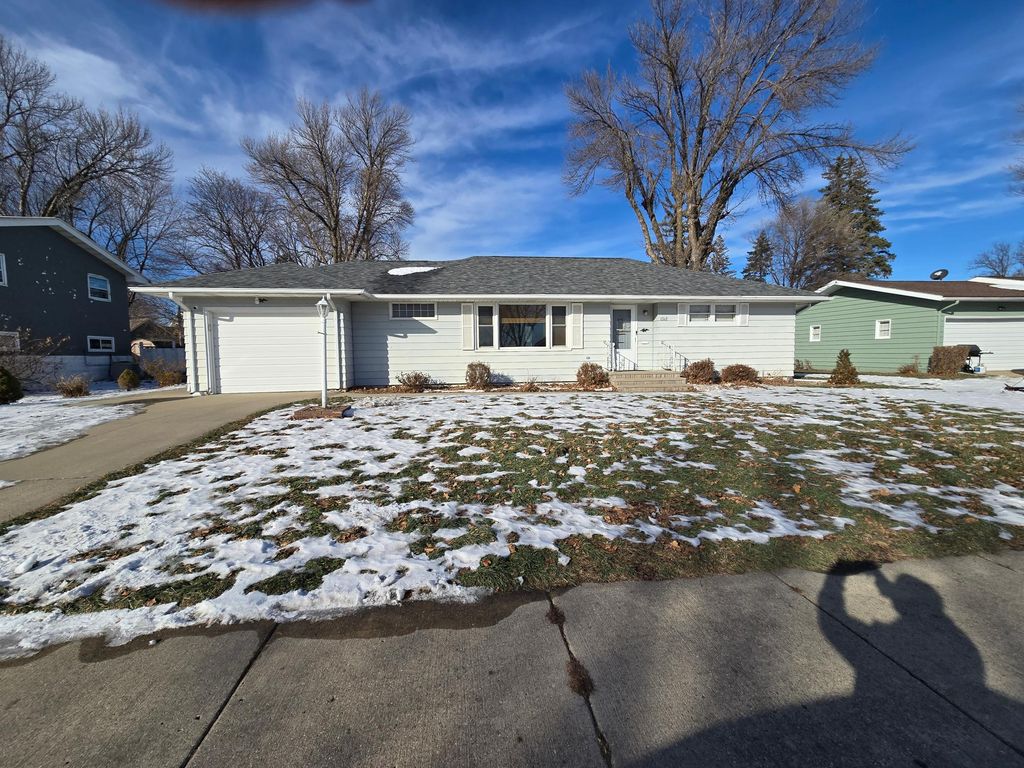 1312 S State Street, Fairmont, MN 56031