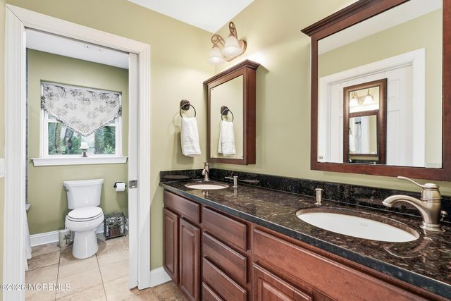 2 River Drive, Toms River, NJ 08753