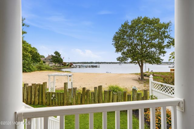 2 River Drive, Toms River, NJ 08753