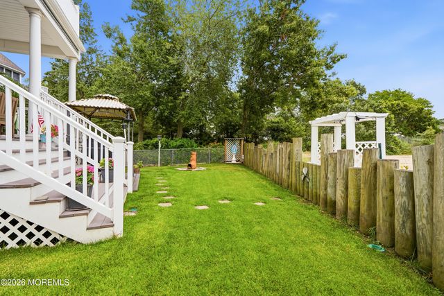 2 River Drive, Toms River, NJ 08753