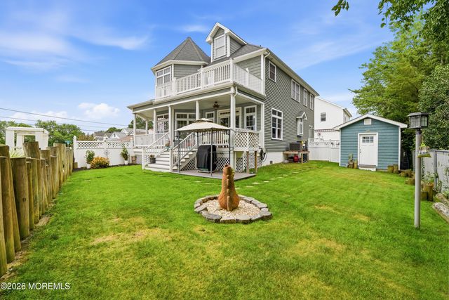 2 River Drive, Toms River, NJ 08753