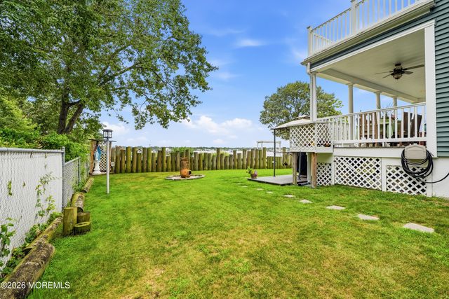2 River Drive, Toms River, NJ 08753