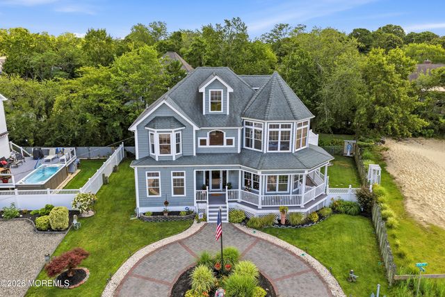 2 River Drive, Toms River, NJ 08753