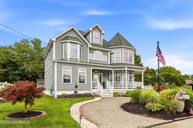 2 River Drive, Toms River, NJ 08753