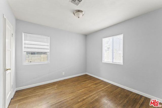 8102 Norwich Avenue, Los Angeles, CA 91402