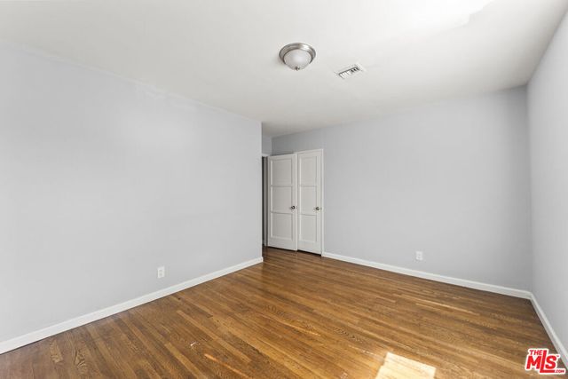 8102 Norwich Avenue, Los Angeles, CA 91402