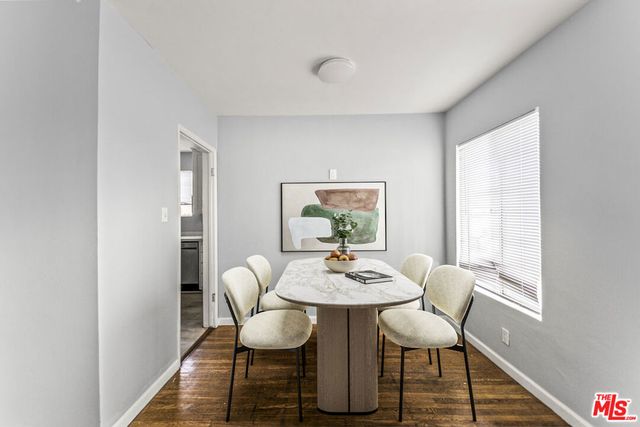 8102 Norwich Avenue, Los Angeles, CA 91402