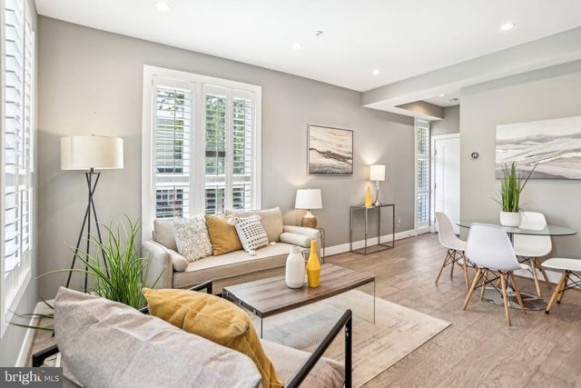 700 16TH ST NE #2, Washington, DC 20002