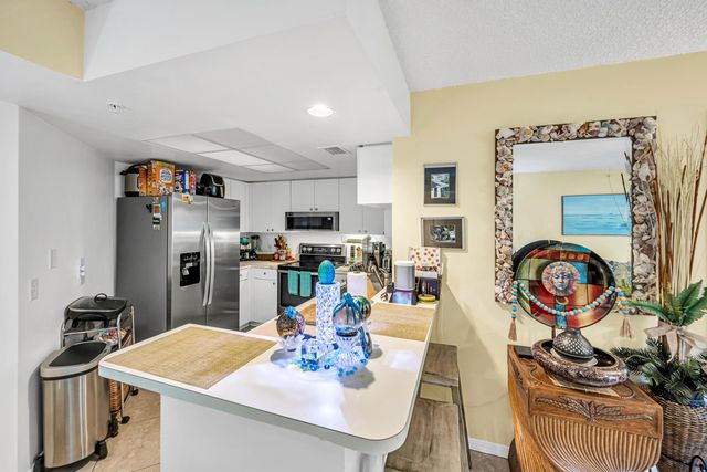 2119 SE 10th Avenue 901, Fort Lauderdale, FL 33316