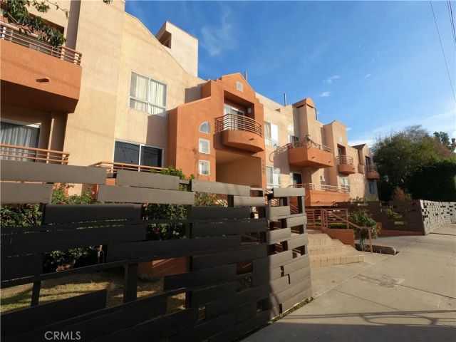 5060 Kester Avenue 103, Sherman Oaks, CA 91403