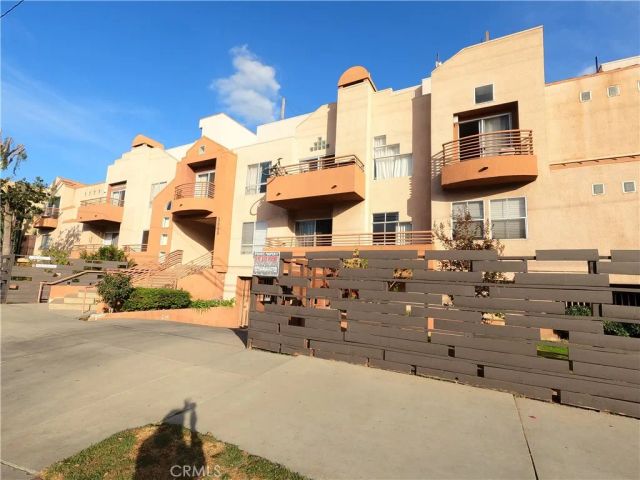 5060 Kester Avenue 103, Sherman Oaks, CA 91403