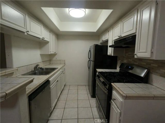 5060 Kester Avenue 103, Sherman Oaks, CA 91403