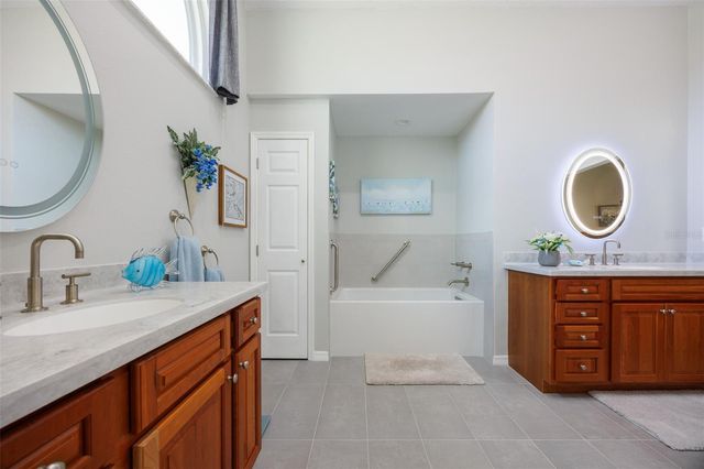 2109 NEW BEDFORD DRIVE, Sun City Center, FL 33573