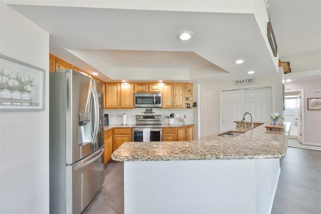 2109 NEW BEDFORD DRIVE, Sun City Center, FL 33573