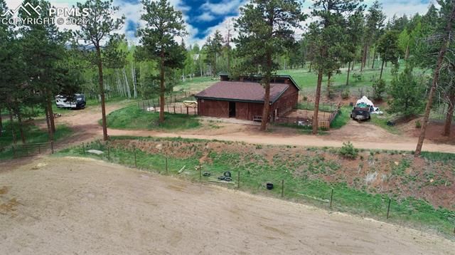 210 Bridlewood Lane, Woodland Park, CO 80863