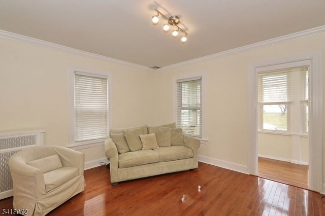 28 Glenside Ave, Summit City, NJ 07901