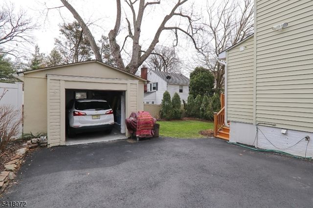 28 Glenside Ave, Summit City, NJ 07901